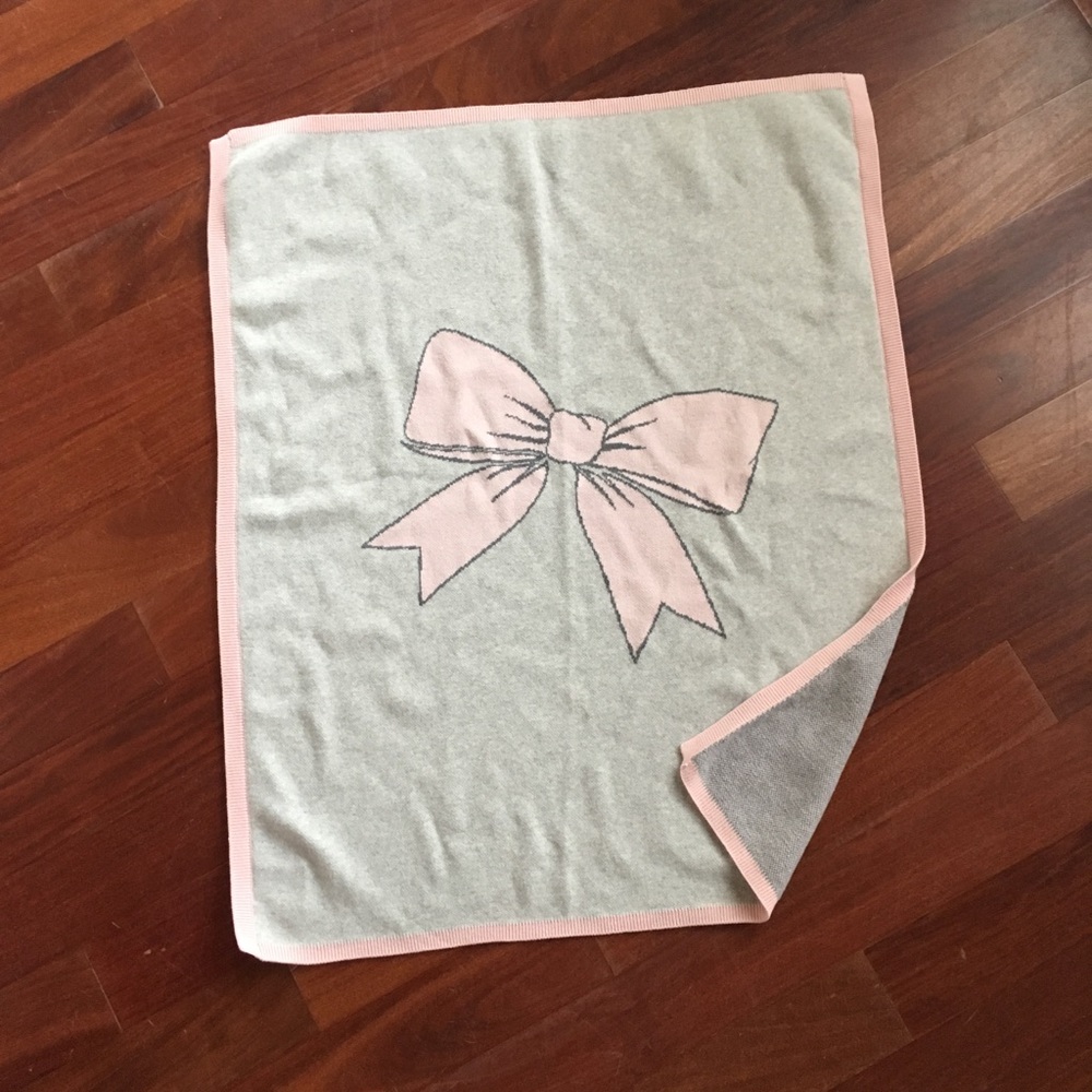 NWOT baby blanket